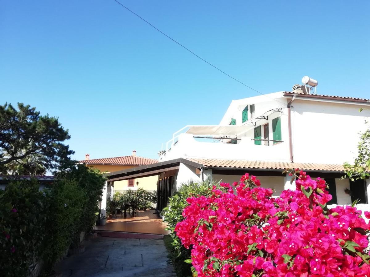Villa Maria Apartment Capoterra Luaran gambar